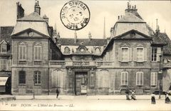 VINTAGE POSTCARD Dijon the Hotel Of the Brushes