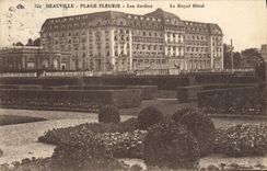 CPA Deauville Plage Fleurie Les Jardins le royal Hotel