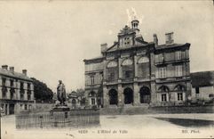 CPA Sees L'Hotel De Ville