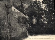 CPA La Sainte Baume Montee A La Grotte