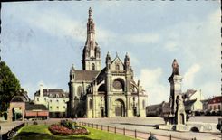 MODERN CARD co. Anne D' Auray the Fountain And the Basilica