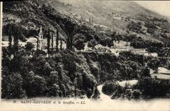 VINTAGE POSTCARD Holy Saver And the Pit