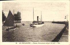 VINTAGE POSTCARD Pouliguen Beteau D' Excursion Leaving the Port Boats