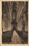 CPA Amiens La Cathedrale La Grande nef Flamme Amiens Sa Confection