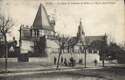 CPA Blois Les Bains De Catherine De Medicis Et I'Eglise Saint Vincent