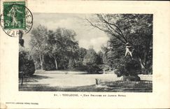 VINTAGE POSTCARD Toulouse a Lawn Of the Royal Garden