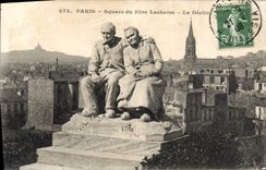 CPA Paris Square Du Pere Lachaise Le Declin