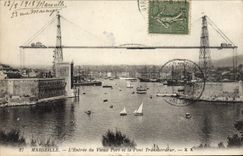 CPA Marseille L'entree du vieux port et le pont transbordeur 
