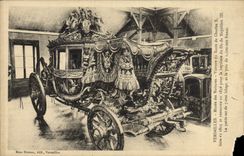 CPA Versailles Musee De Voitures Voiture Du Sacre De Charles X