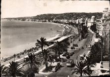 CPM La Cote D'Azur Nice La Promenade Des Anglais