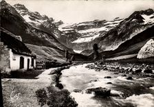 CPM Gavarnie Le Cirque Et La Chaumiere