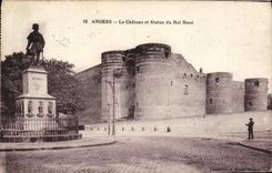CPA Angers Le Chateau Et Statue Du Roi Rene