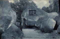 CPA Fontainebleau La Foret Le Rocher de Millet et de Rousseau