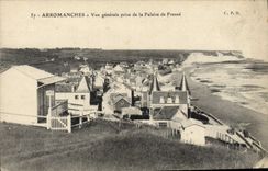 CPA Arromanches Vue Generale Prise De La Falaise De Fresne