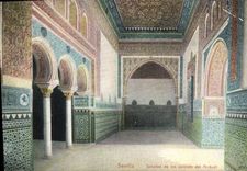 VINTAGE POSTCARD Sevilla Pack up De Los Salones Del Aicazar