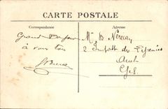 Nube santa de la POSTAL de la VENDIMIA el agua grande de la cascada grande