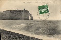CPA Etretat La Porte d'Aval et L'Aiguille