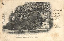 CPA Agen Environs Peyragude Rocher des grottes du calvaire 