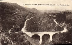 VINTAGE POSTCARD Surroundings of Riom Es Mountains the Bridge of Death