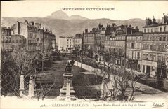 Jardín público Blaise Pascal y Puy de Dome de Clermont-Ferrand de la POSTAL de la VENDIMIA