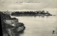 La POSTAL Dinard de la VENDIMIA el habitante Saint de Malo y de la playa tiene alta marea