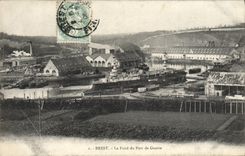 CPA Brest Le Fond du Port de Guerre Bateau