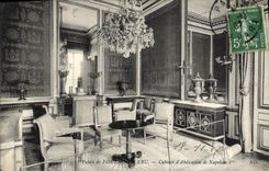 VINTAGE POSTCARD Palate of Fontainebleau Cabinet of abdication of Napoleon 1st