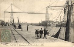VINTAGE POSTCARD Nantes Quays and the Transporter bridge Boats