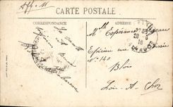 Calle de las casas de las mujeres mayores de Lisieux de la POSTAL de la VENDIMIA con el tanque