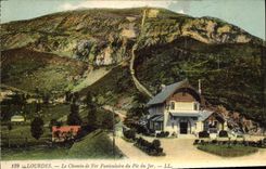 VINTAGE POSTCARD Heavy the Funicular Way Iron of the Peak of Jer