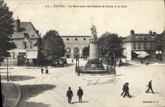 VINTAGE POSTCARD Troyes the Monument of the Children of the Paddle and Train station