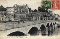 CPA Amboise Le Pont et la Chateau