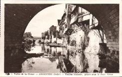 CPA Argenton Vielles Maisons Prise Sous le Pont Vieux