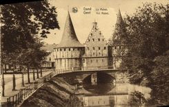 VINTAGE POSTCARD Race the Plane