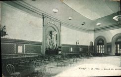 VINTAGE POSTCARD Vichy the Park Room Of rest