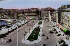 CPM Marseille Le quai Des Belges et les Jardins