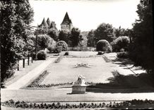 CPM Les Milandes Le Parc Et Le Chateau