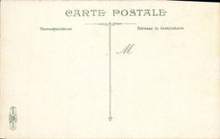 VINTAGE POSTCARD Geneva View Of the Large Quay Boat