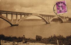 CPA Piougastel Daoulas Pont Construit sur l'Elorn a l'entree de la rade reliant la presqu'ile a Brest