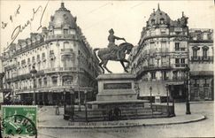 CPA Orleans La Place Du Martroi Statue de Jeanne d'Arc