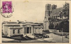 VINTAGE POSTCARD Rheims the Carnegie Library