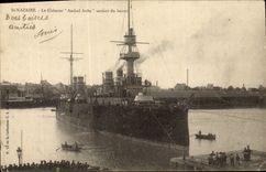 VINTAGE POSTCARD St Nazaire the Armor Admiral paddle leaving the basin
