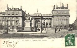 CPA Paris Place du Palais Bourbon