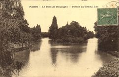 VINTAGE POSTCARD Paris the Bois de Boulogne Points Big lake