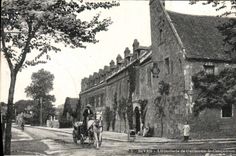 VINTAGE POSTCARD Divine the Hotel trade of William the Conqueror