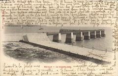 VINTAGE POSTCARD Royan Nouvlle Thrown