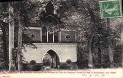 CPA Viry Chatillon Le pavillon gothique aux armes du Duc de Raguse 