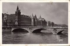 CPA Paris Le palais de justice et le pont au change