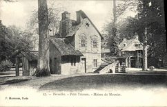 VINTAGE POSTCARD Versailles Small Trianon House Of the Miller