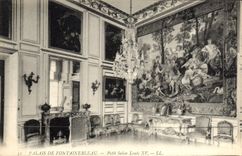 VINTAGE POSTCARD Palate De Fontainebleau Small Living room Louis XV